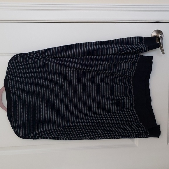 GAP Factory Men's V-Neck Navy Striped Long Sleeve Sweater - XXL - Picture 3 of 7
